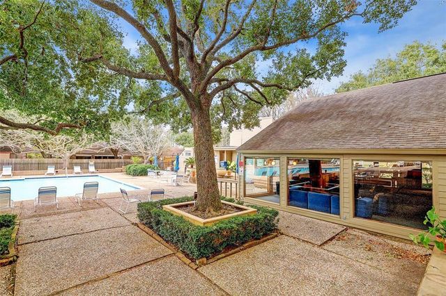 1315 Chardonnay Drive 3, Houston, TX 77077