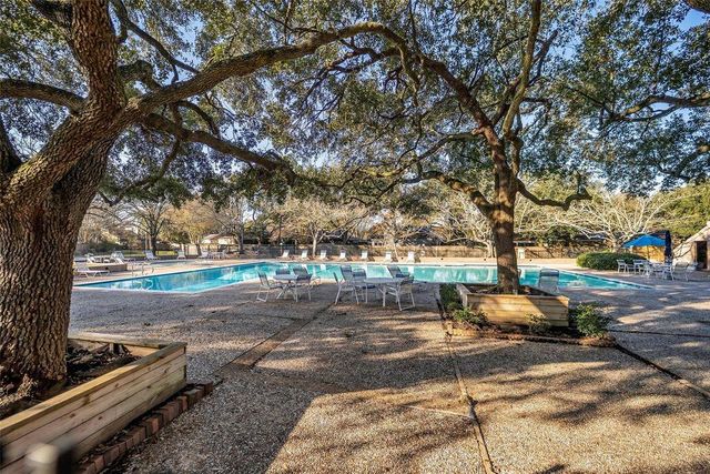1315 Chardonnay Drive 3, Houston, TX 77077