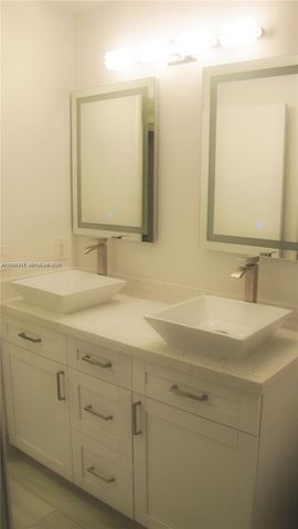 4400 NW 107th Ave 301, Doral, FL 33178