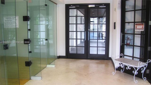 4400 NW 107th Ave 301, Doral, FL 33178