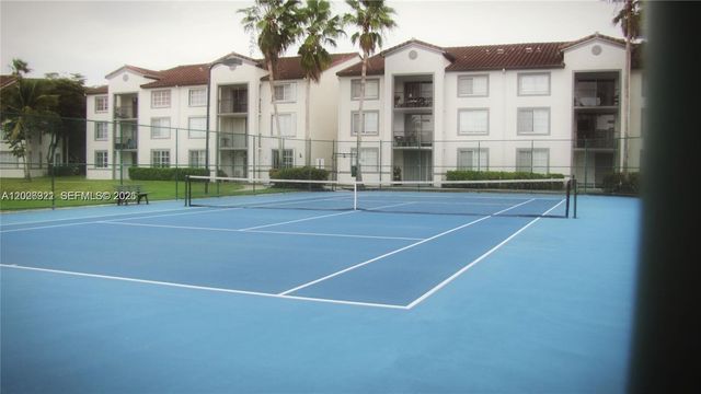 4400 NW 107th Ave 301, Doral, FL 33178