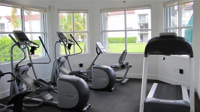 4400 NW 107th Ave 301, Doral, FL 33178