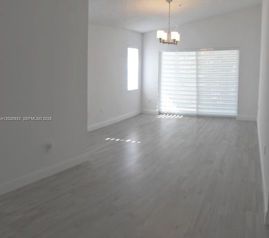 4400 NW 107th Ave 301, Doral, FL 33178