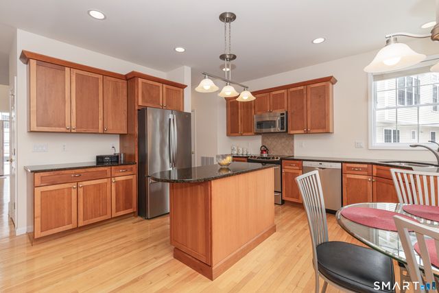 10 Gettysburg Road 10, Southbury, CT 06488