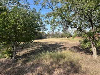 2204 Water ST, Bastrop, TX 78602