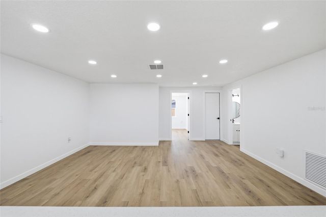 6436 SUTHERLAND AVENUE, New Port Richey, FL 34653