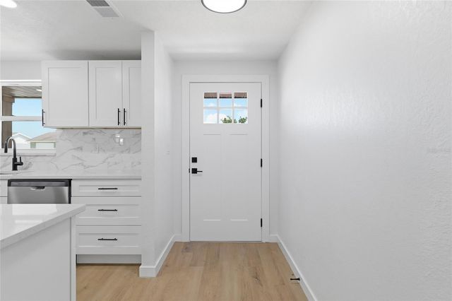 6436 SUTHERLAND AVENUE, New Port Richey, FL 34653