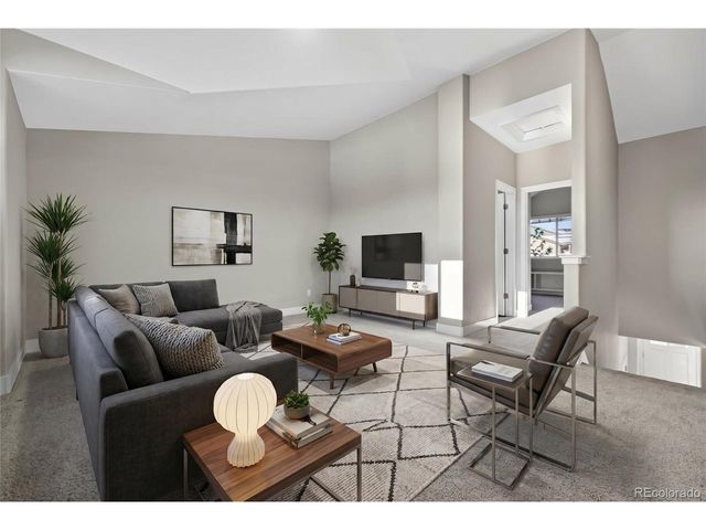 3553 S Lisbon Ct, Aurora, CO 80013