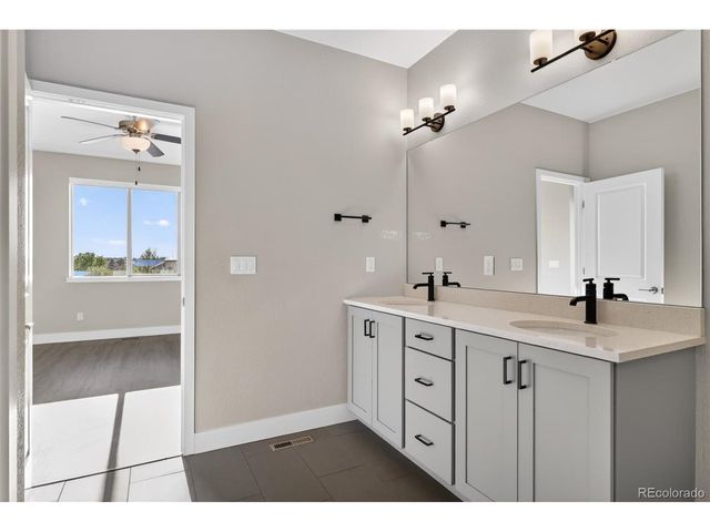 3553 S Lisbon Ct, Aurora, CO 80013
