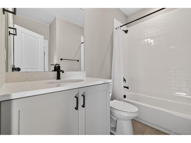 3553 S Lisbon Ct, Aurora, CO 80013