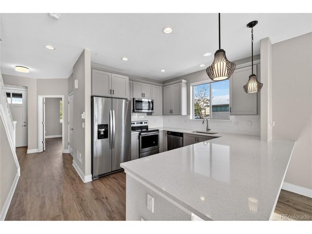 3553 S Lisbon Ct, Aurora, CO 80013
