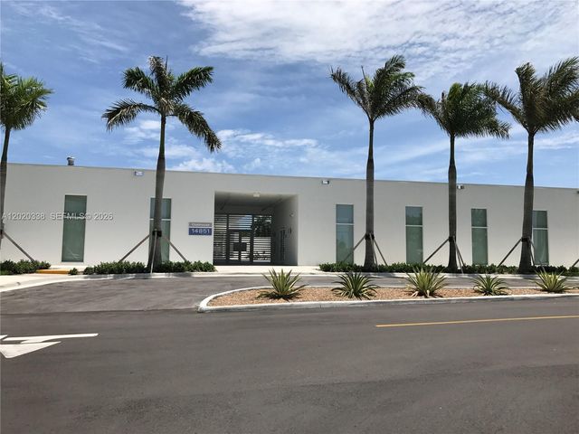 14951 Royal Oaks Ln 2606, North Miami, FL 33181