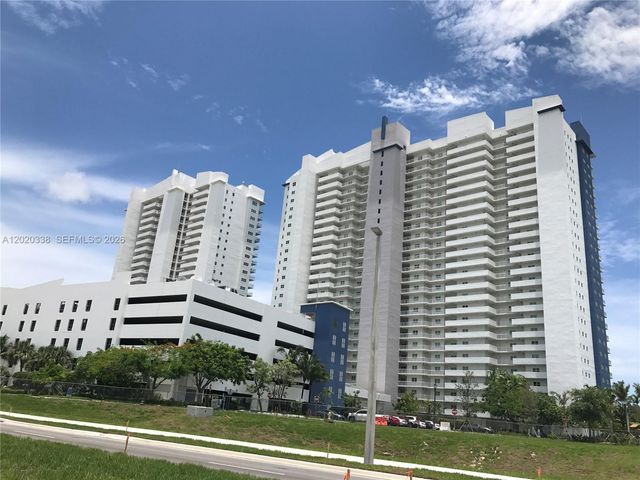14951 Royal Oaks Ln 2606, North Miami, FL 33181
