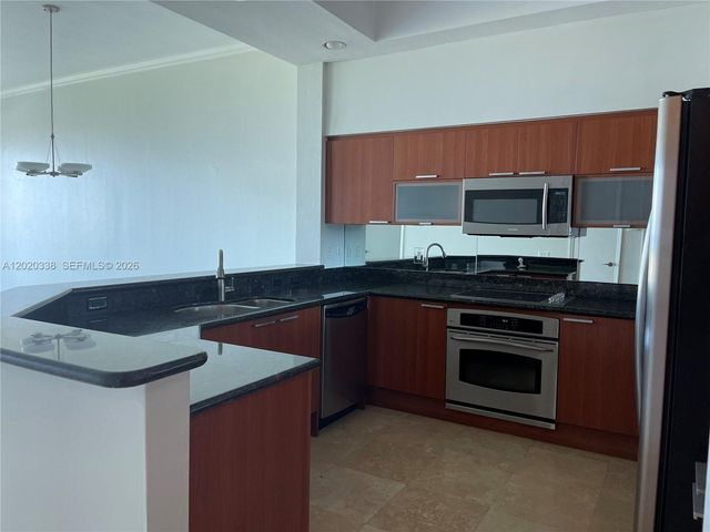 14951 Royal Oaks Ln 2606, North Miami, FL 33181