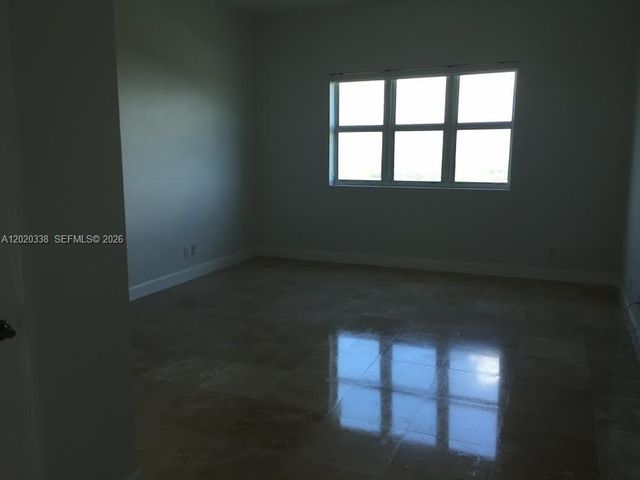 14951 Royal Oaks Ln 2606, North Miami, FL 33181