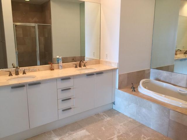 14951 Royal Oaks Ln 2606, North Miami, FL 33181