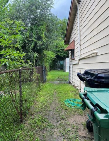 501 Mayford Street, Houston, TX 77076