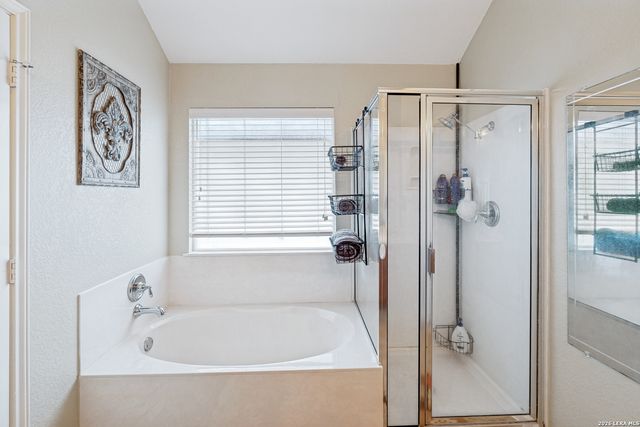 3431 Zachary St, Seguin, TX 78155