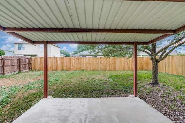3431 Zachary St, Seguin, TX 78155