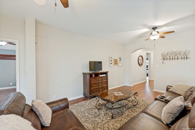 3431 Zachary St, Seguin, TX 78155