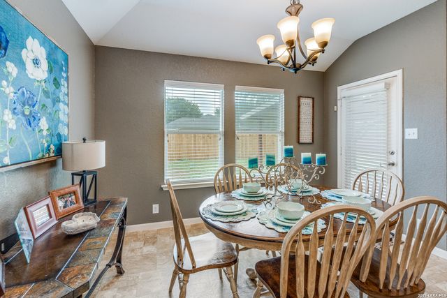 3431 Zachary St, Seguin, TX 78155