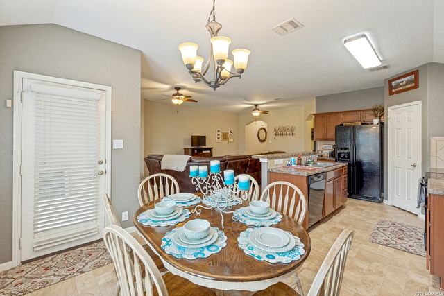 3431 Zachary St, Seguin, TX 78155