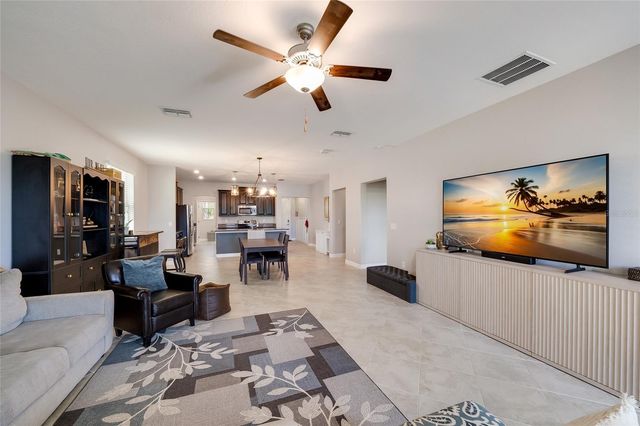 9646 IVORY DRIVE, Ruskin, FL 33573