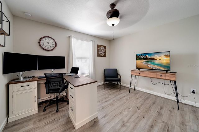 9646 IVORY DRIVE, Ruskin, FL 33573