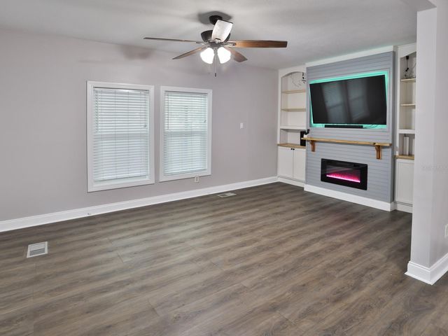 3016 N MARYLAND AVENUE, Plant City, FL 33563
