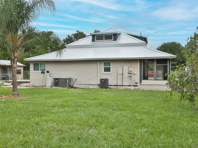 3016 N MARYLAND AVENUE, Plant City, FL 33563