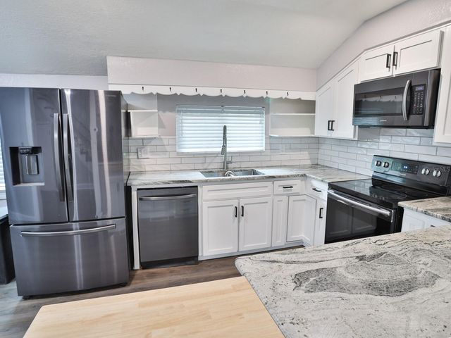 3016 N MARYLAND AVENUE, Plant City, FL 33563