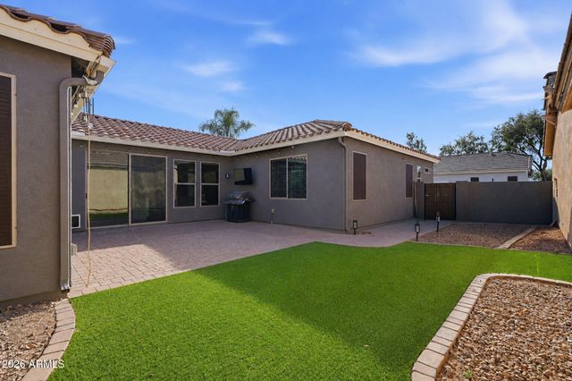 3599 S SWAN Drive, Gilbert, AZ 85297
