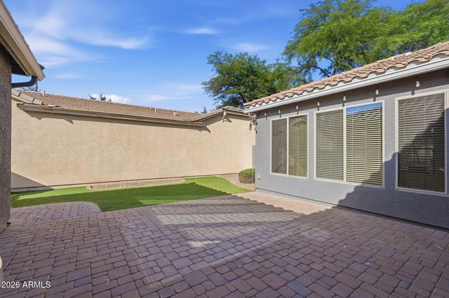 3599 S SWAN Drive, Gilbert, AZ 85297