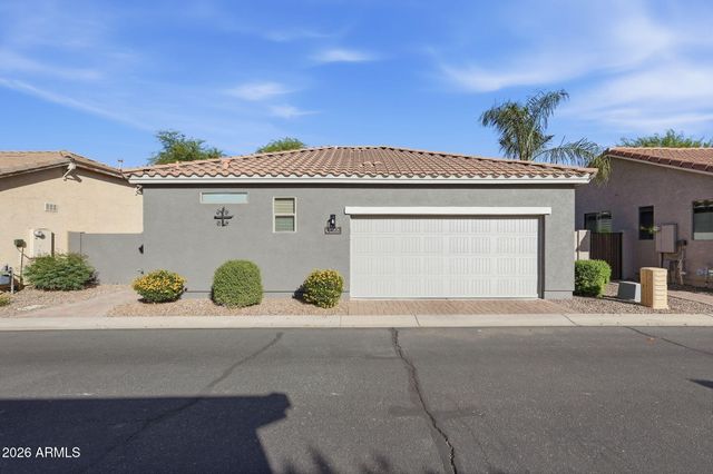3599 S SWAN Drive, Gilbert, AZ 85297