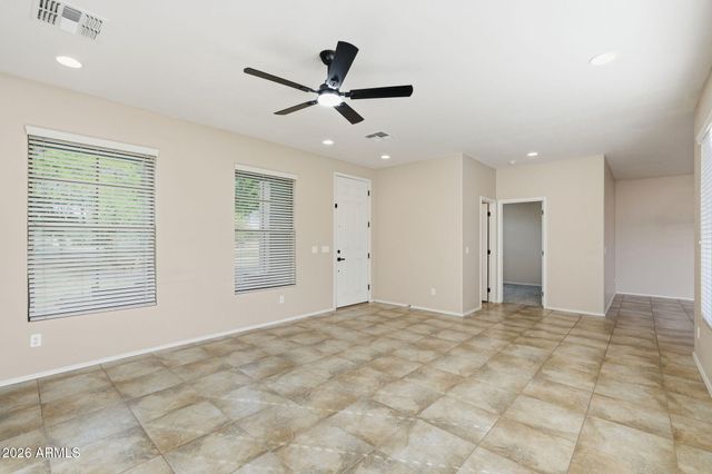 3599 S SWAN Drive, Gilbert, AZ 85297