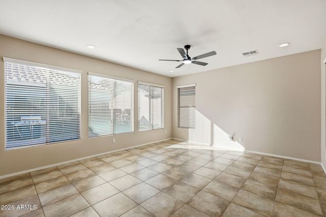 3599 S SWAN Drive, Gilbert, AZ 85297