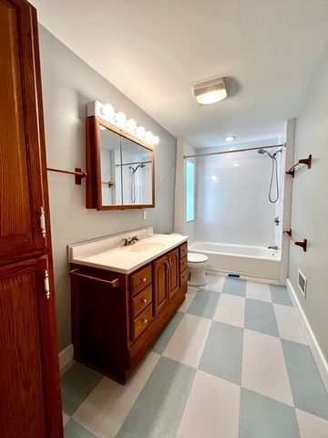 1 Fort Avenue Terrace 2, Boston, MA 02119