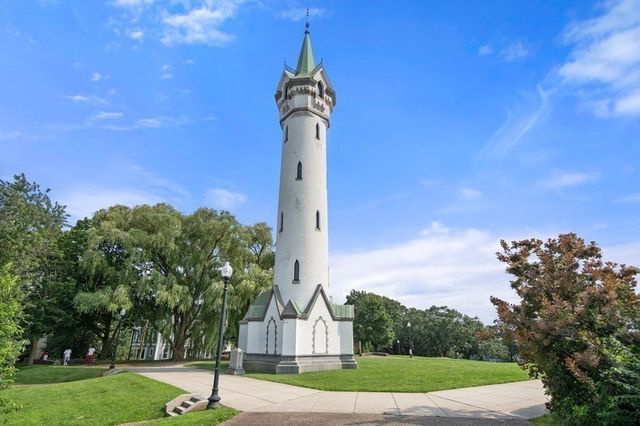 1 Fort Avenue Terrace 2, Boston, MA 02119