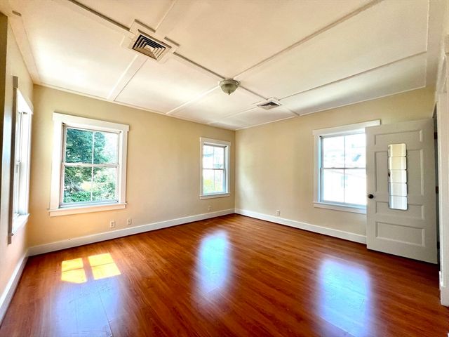 1 Fort Avenue Terrace 2, Boston, MA 02119