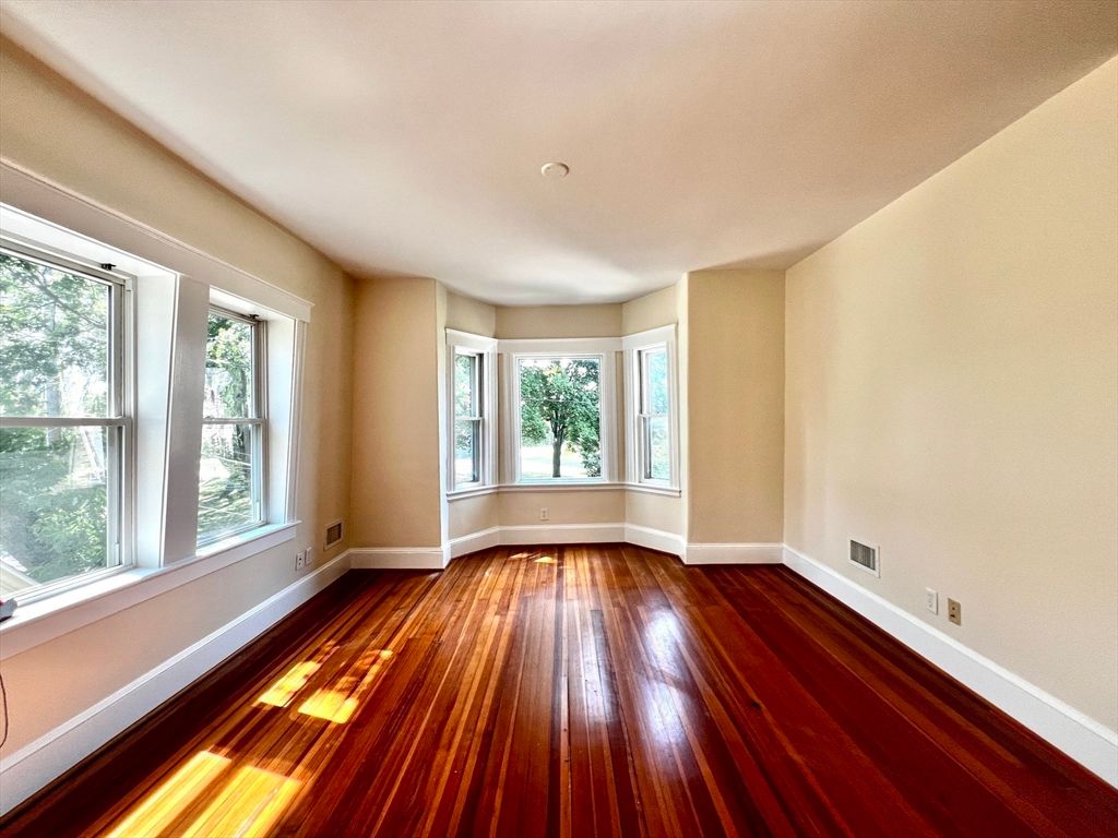 1 Fort Avenue Terrace 2, Boston, MA 02119