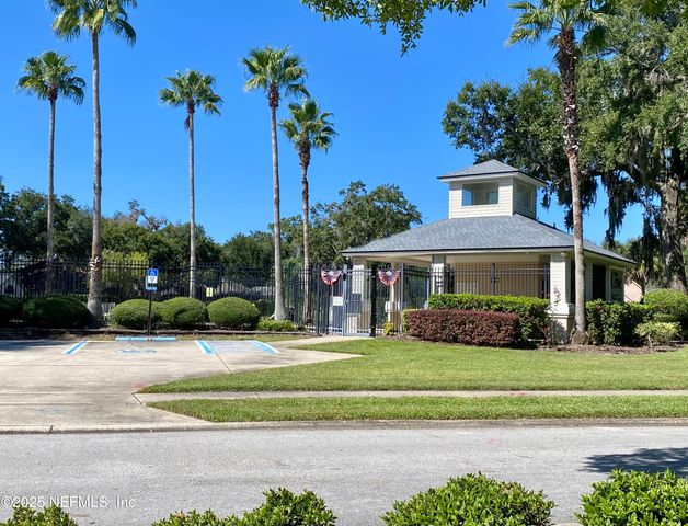 4511 MAINMAST Lane, Jacksonville, FL 32277