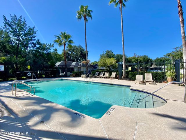 4511 MAINMAST Lane, Jacksonville, FL 32277