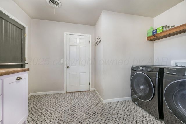 6701 GAINSBOROUGH Road, Amarillo, TX 79106