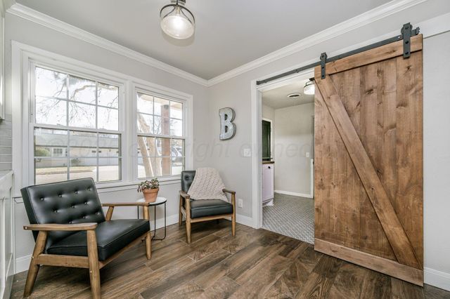 6701 GAINSBOROUGH Road, Amarillo, TX 79106