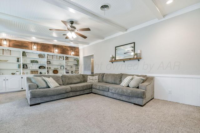 6701 GAINSBOROUGH Road, Amarillo, TX 79106