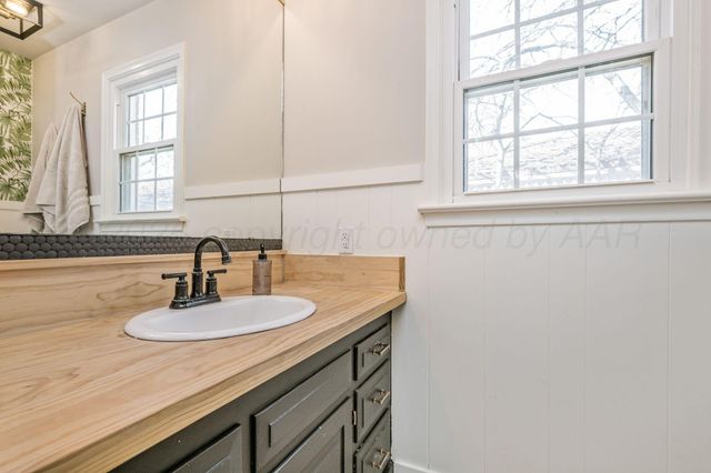 6701 GAINSBOROUGH Road, Amarillo, TX 79106