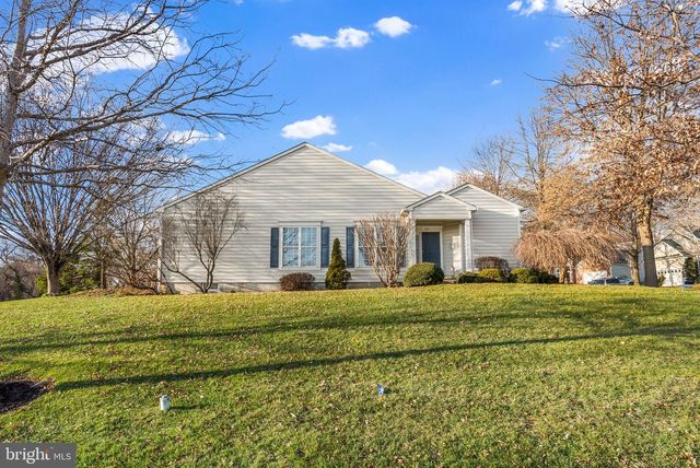 101 DYLAN CIR, Avondale, PA 19311