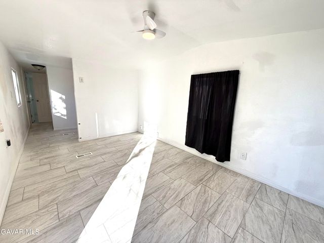 1258 W Rosamond Spc 66, Rosamond, CA 93560