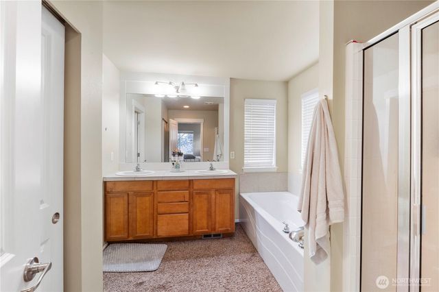 1346 32nd Place NE, Auburn, WA 98002