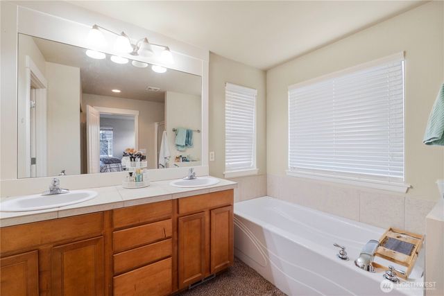 1346 32nd Place NE, Auburn, WA 98002